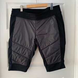 Scott Black and Gray quilted shorts